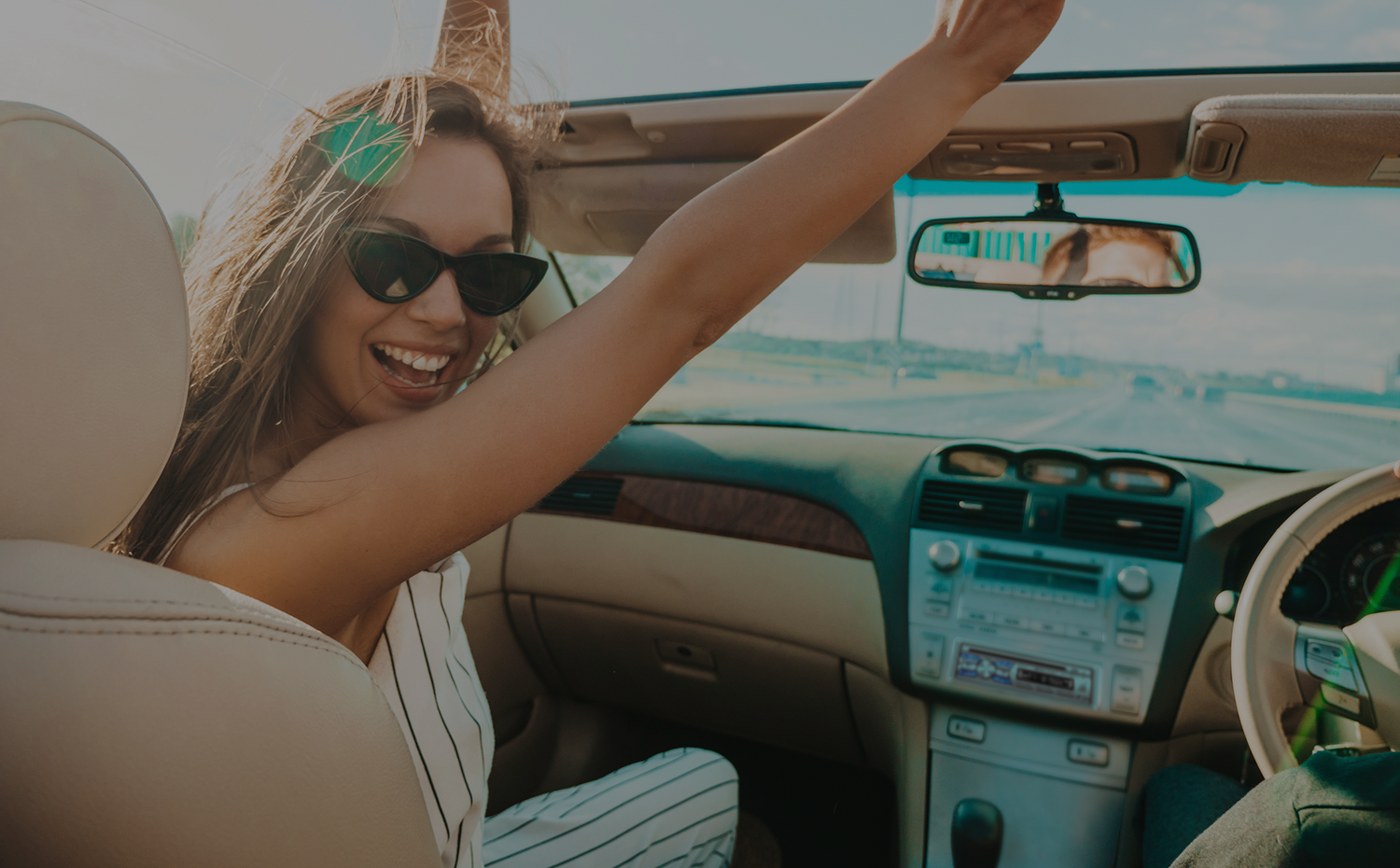 Soundstream Sound Table – Wireless Bluetooth Speaker Table with Smart ...